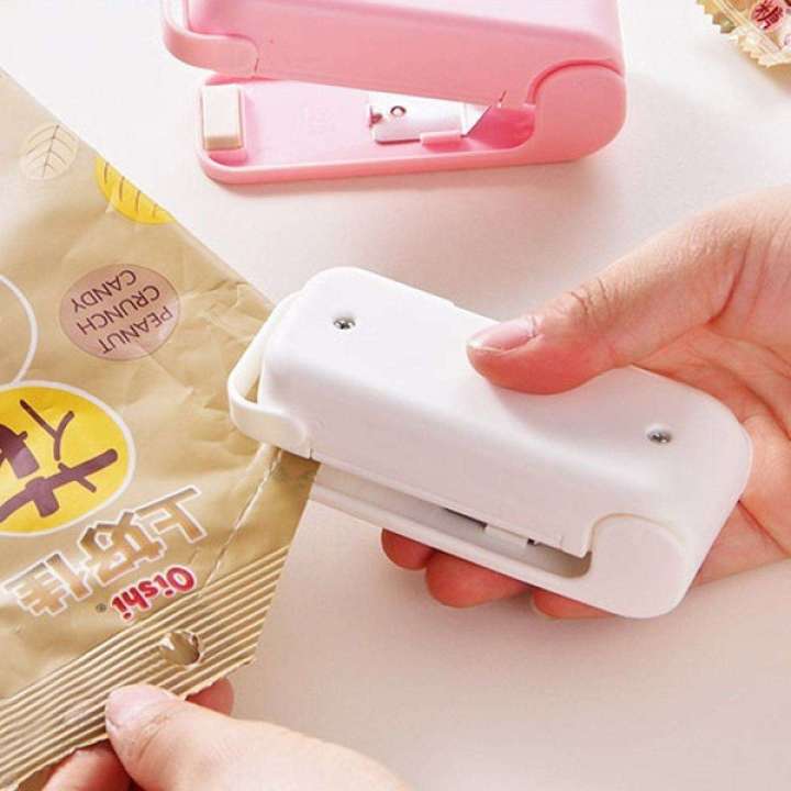 Pocket-Size Heat Bag Sealer